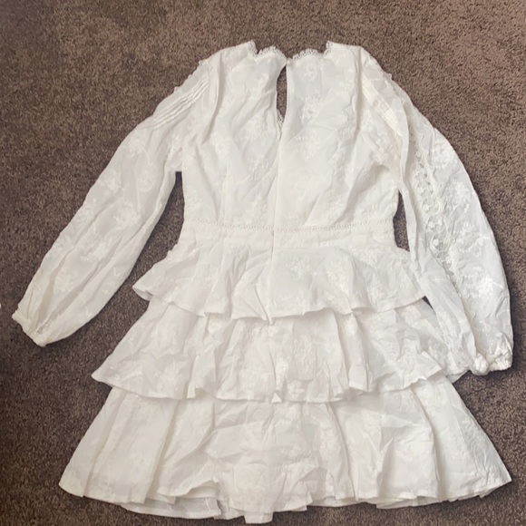 White lace tiered dress from this season of Lulu’s - Picture 3 of 4